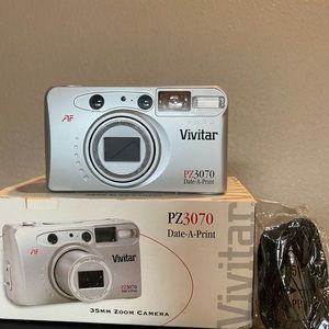 Vintage vivitar PZ 3070 date-A-print 35mm zoom camera